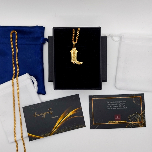 18K Gold Plated Boot Heel With a Miami Cuban Link Chain - Picture 4 of 14